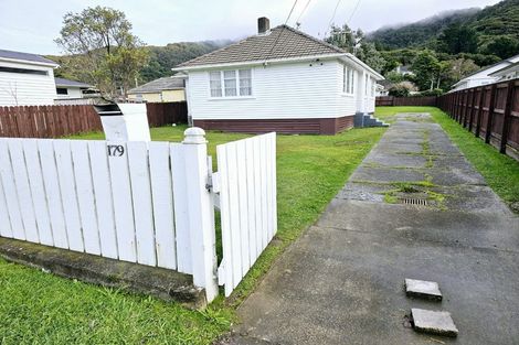 Photo of property in 179 Wainuiomata Road, Wainuiomata, Lower Hutt, 5014
