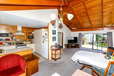 Photo of property in 18d Karamea Street, Whalers Gate, New Plymouth, 4310