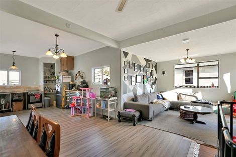 Photo of property in 68 Oxford Street, Hampstead, Ashburton, 7700