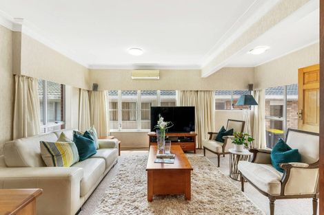 Photo of property in 46 Sale Street, Cockle Bay, Auckland, 2014