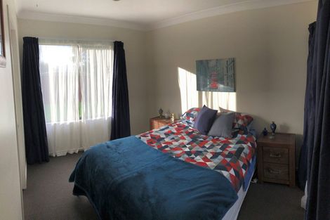 Photo of property in 3 Idris Court, The Gardens, Auckland, 2105