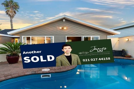 Photo of property in 82 Arran Road, Browns Bay, Auckland, 0630