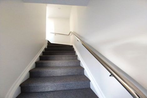 Photo of property in 10/476 West Coast Road, Glen Eden, Auckland, 0602