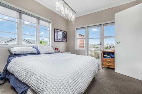 Photo of property in 6 Apihai Street, Orakei, Auckland, 1071