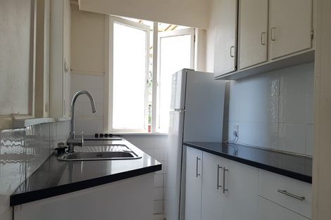 Photo of property in 45 Moore Street, Hillcrest, Auckland, 0627