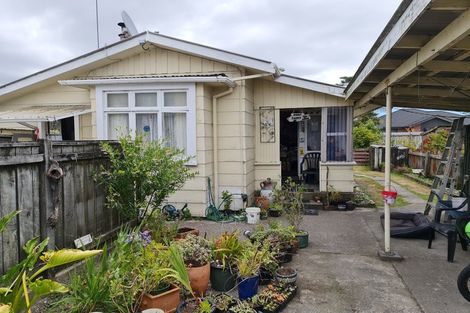 Photo of property in 80 Romilly Street, Westport, 7825