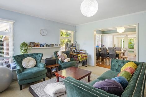 Photo of property in 10 Verran Place, Fendalton, Christchurch, 8052