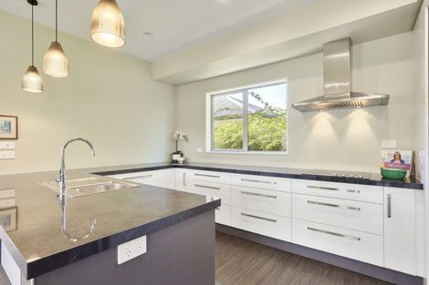 Photo of property in 8 Winton Street, St Albans, Christchurch, 8014