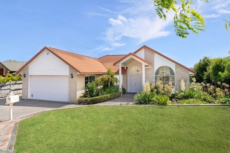 Photo of property in 10 Limerick Place, Dannemora, Auckland, 2016