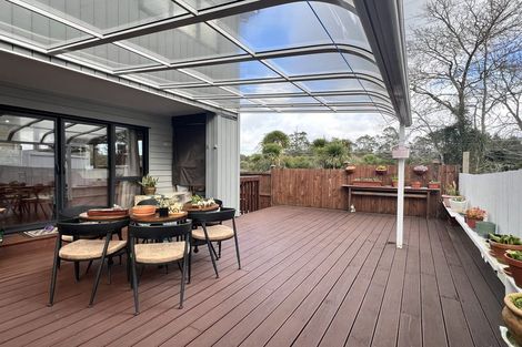 Photo of property in 47b Rangeview Road, Sunnyvale, Auckland, 0612