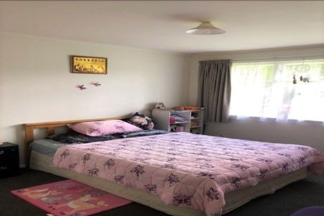 Photo of property in 1/1123 Fergusson Drive, Clouston Park, Upper Hutt, 5018