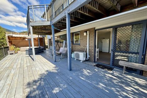 Photo of property in 13 Ranui Street, Waikawa, Picton, 7220