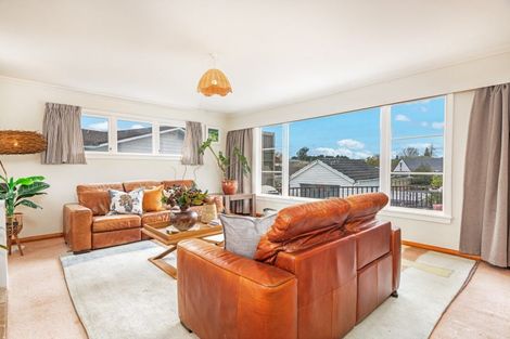 Photo of property in 35 Lincoln Terrace, Hokowhitu, Palmerston North, 4410