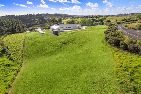 Photo of property in 409 Old North Road, Kumeu, 0892