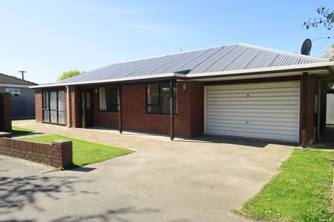 Photo of property in 5 Colwyn Street, Bryndwr, Christchurch, 8053