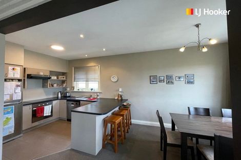 Photo of property in 16 Kirriemuir Street, Maryhill, Dunedin, 9011