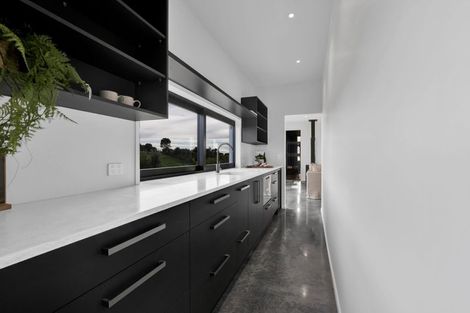 Photo of property in 29 Washer Road, Omata, New Plymouth, 4374