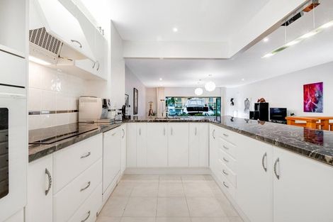 Photo of property in 118 Harbour Village Drive, Gulf Harbour, Whangaparaoa, 0930