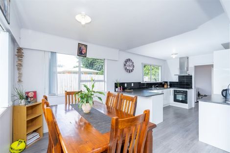 Photo of property in 17a Arkle Place, Nawton, Hamilton, 3200