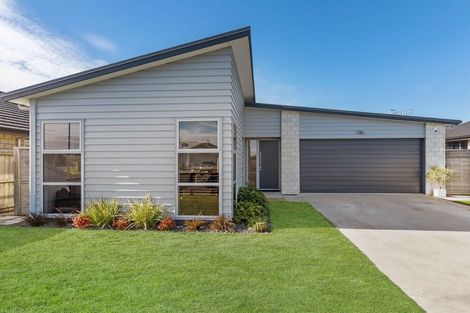 Photo of property in 3 Livingstone Drive, Papamoa Beach, Papamoa, 3118