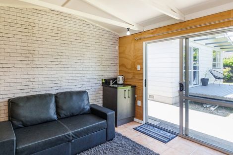 Photo of property in 3 Spilman Place, Awapuni, Palmerston North, 4412