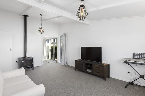 Photo of property in 42 Crosby Street, Mornington, Dunedin, 9011