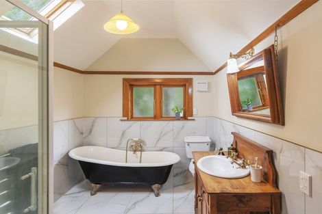 Photo of property in 25 Hawkestone Street, Thorndon, Wellington, 6011