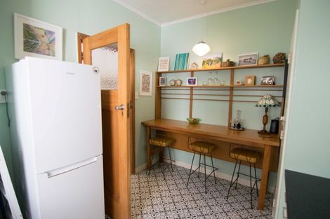 Photo of property in 2/332 Tinakori Road, Thorndon, Wellington, 6011