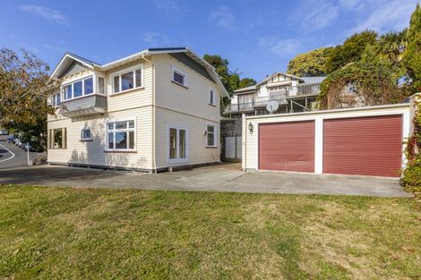 Photo of property in 33a Seapoint Road, Bluff Hill, Napier, 4110