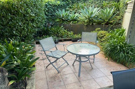 Photo of property in 1/15 Wilding Avenue, Northcote Point, Auckland, 0627