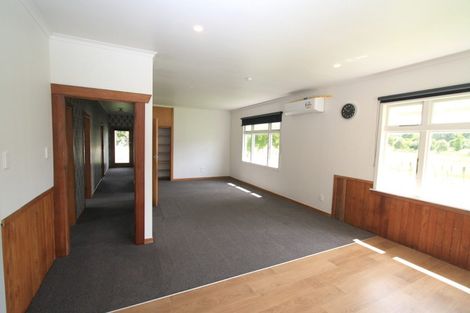 Photo of property in 199 Bertrand Road, Tikorangi, Waitara, 4383