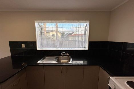 Photo of property in 4b Kimdale Place, Totara Heights, Auckland, 2105