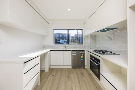 Photo of property in 23 Crestview Rise, Papakura, 2110