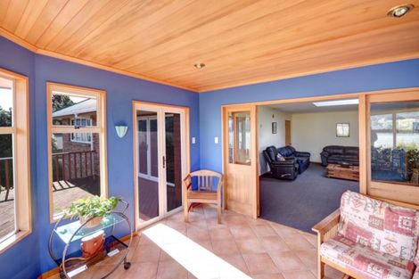 Photo of property in 22 Bayne Terrace, Macandrew Bay, Dunedin, 9014