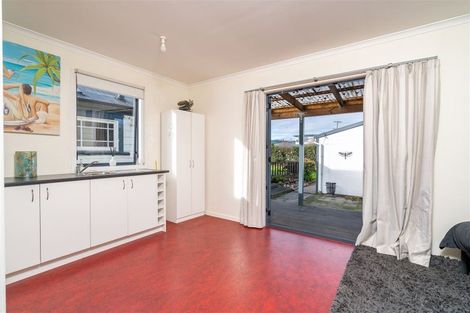 Photo of property in 102 Johnson Street, Milton, 9220