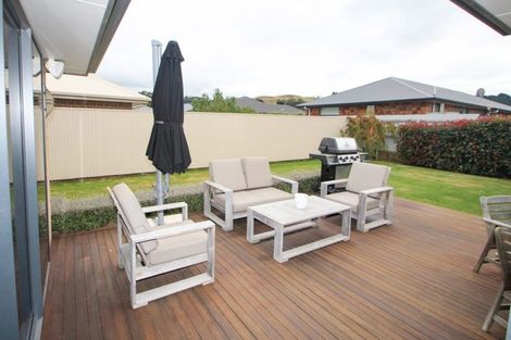 Photo of property in 14 Mcmullan Place, Oamaru North, Oamaru, 9400