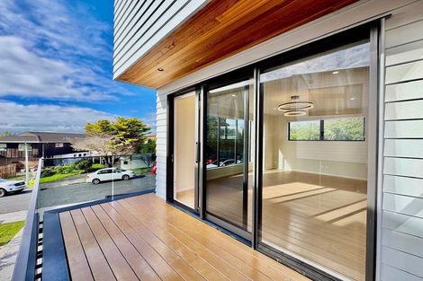 Photo of property in 1 Sandford Street, Campbells Bay, Auckland, 0630