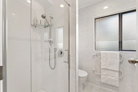 Photo of property in 1/14a Richards Avenue, Forrest Hill, Auckland, 0620