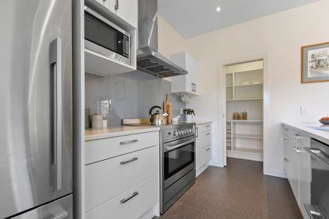 Photo of property in 40 Rarangi Way, Owhiro Bay, Wellington, 6023