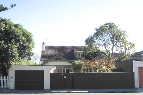 Photo of property in 210 Muritai Road, Eastbourne, Lower Hutt, 5013