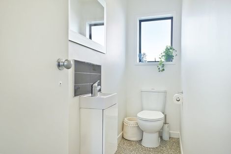 Photo of property in 2/403 Hibiscus Coast Highway, Orewa, 0931