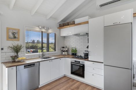 Photo of property in 23 Pine Valley Glade, Mangawhai, Kaiwaka, 0573