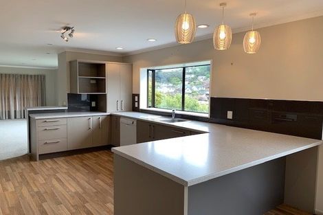 Photo of property in 29 Observatory Close, Whitby, Porirua, 5024