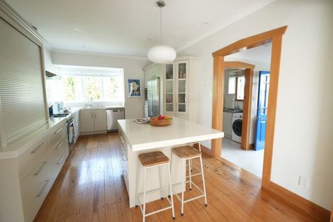 Photo of property in 6 Kent Street, Riverhead, 0820