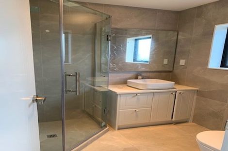 Photo of property in 40 Cooladawson Drive, Flat Bush, Auckland, 2019