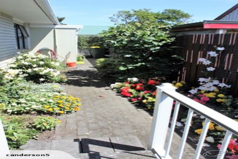Photo of property in 66a Whiteley Street, Moturoa, New Plymouth, 4310
