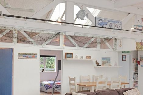 Photo of property in 2a Andresen Street, Foxton Beach, Foxton, 4815