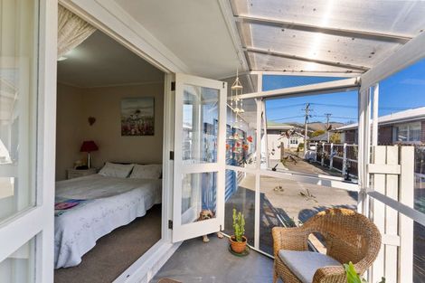 Photo of property in 2/47 Dunn Street, Somerfield, Christchurch, 8024