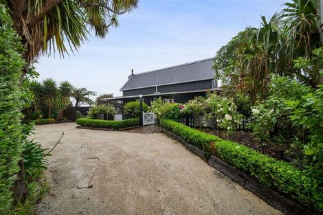Photo of property in 18 Ohawe Terrace, Ohawe, Hawera, 4671