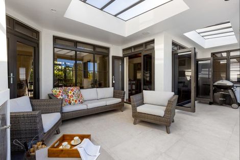 Photo of property in 21 Penwood Close, East Tamaki Heights, Auckland, 2016